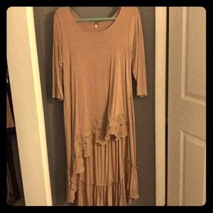 Gimmicks High Low Top